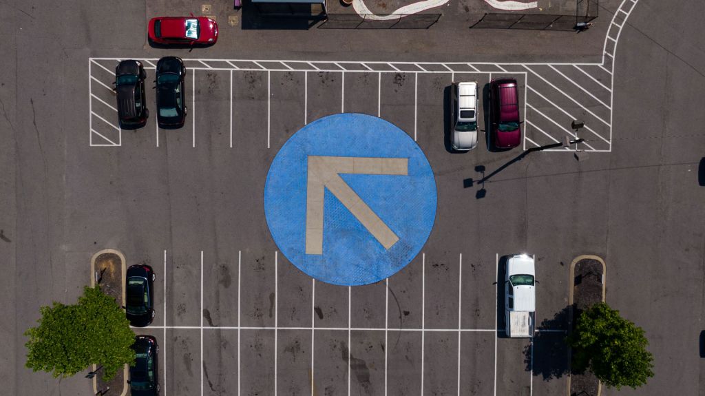 activa el modo automatizacion de estacionamientos